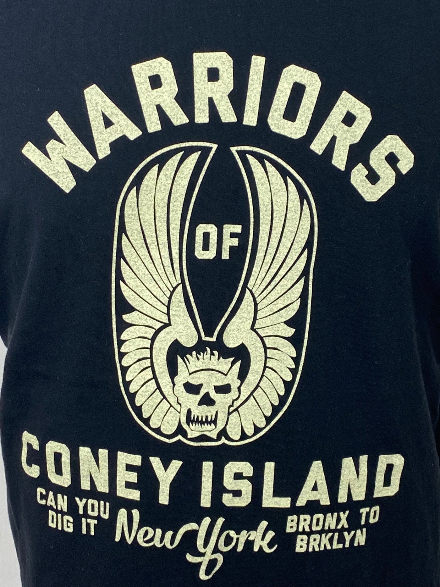 American Appareal Graphic Shirt "Warriors of Coney Island"  Gr. L