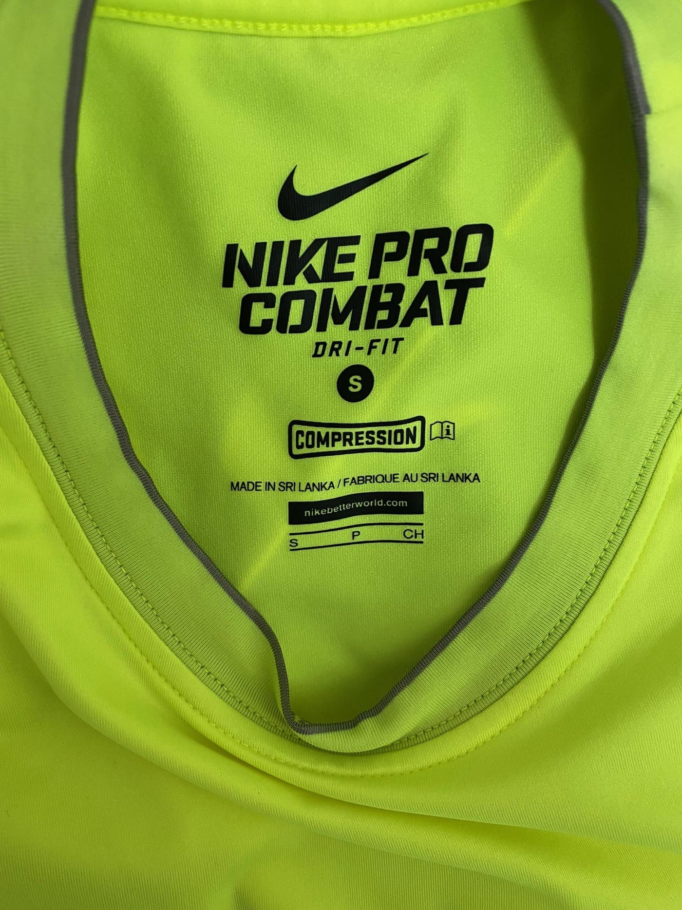 NIKE Pro Combat Sport Shirt "Compression" neon gelb Gr. S